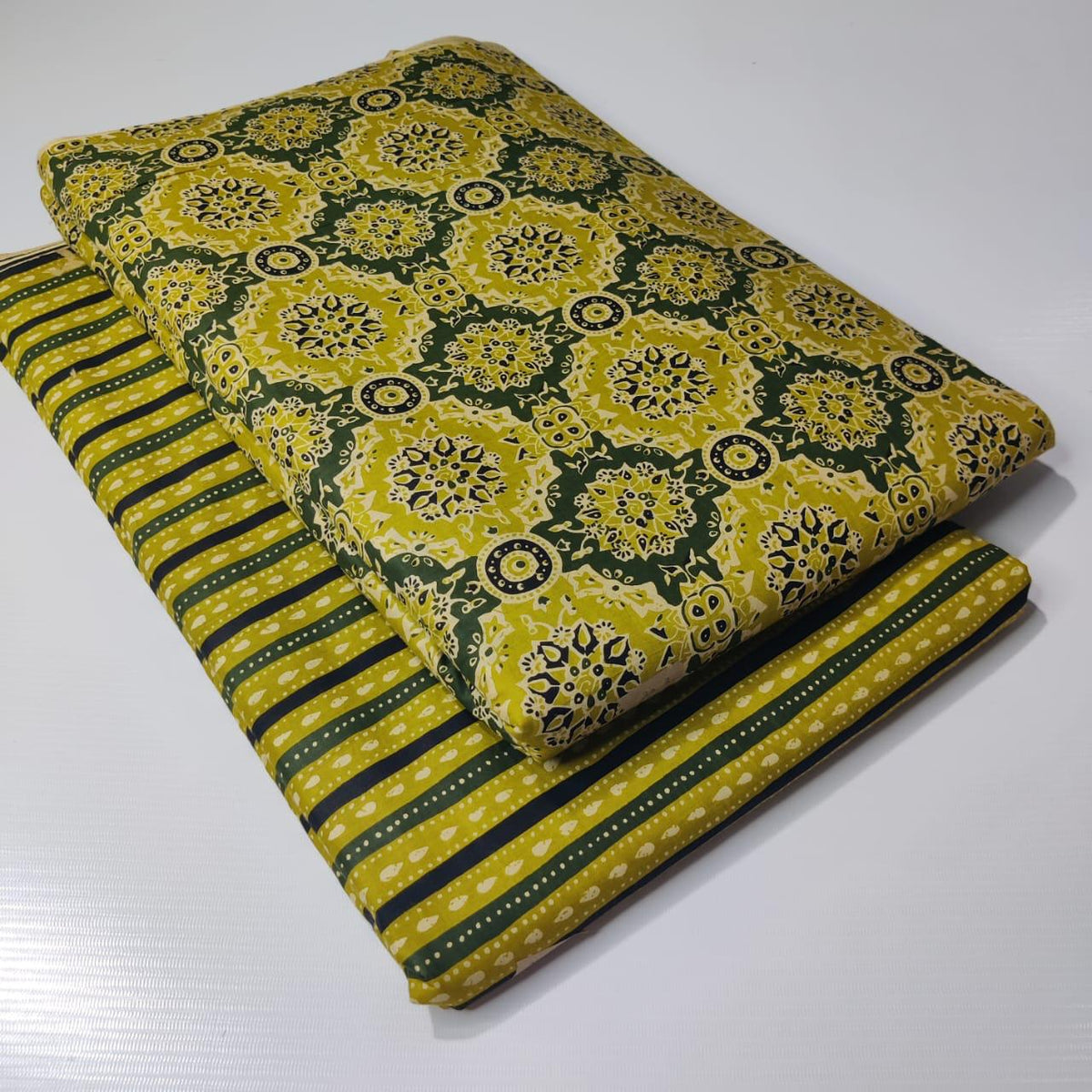 Premium Pure Cotton 60x60 Jaipuri Printed Fabric Set â 5 Meter Top & 5 Meter Bottom | 44 Inch Width][ MIN ORDER QUANTITY 10 METER}