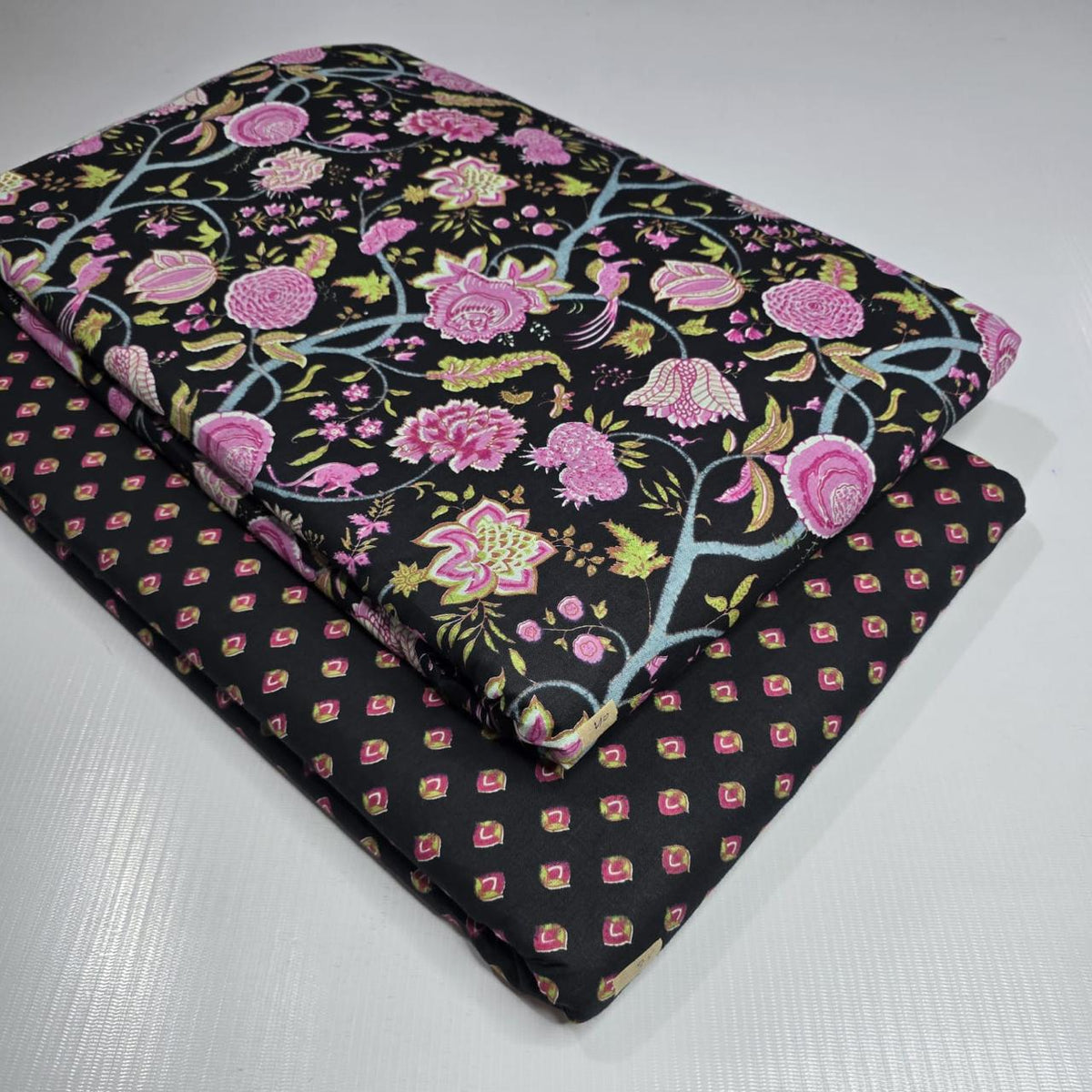 Premium Pure Cotton 60x60 Jaipuri Printed Fabric Set â 5 Meter Top & 5 Meter Bottom | 44 Inch Width][ MIN ORDER QUANTITY 10 METER}