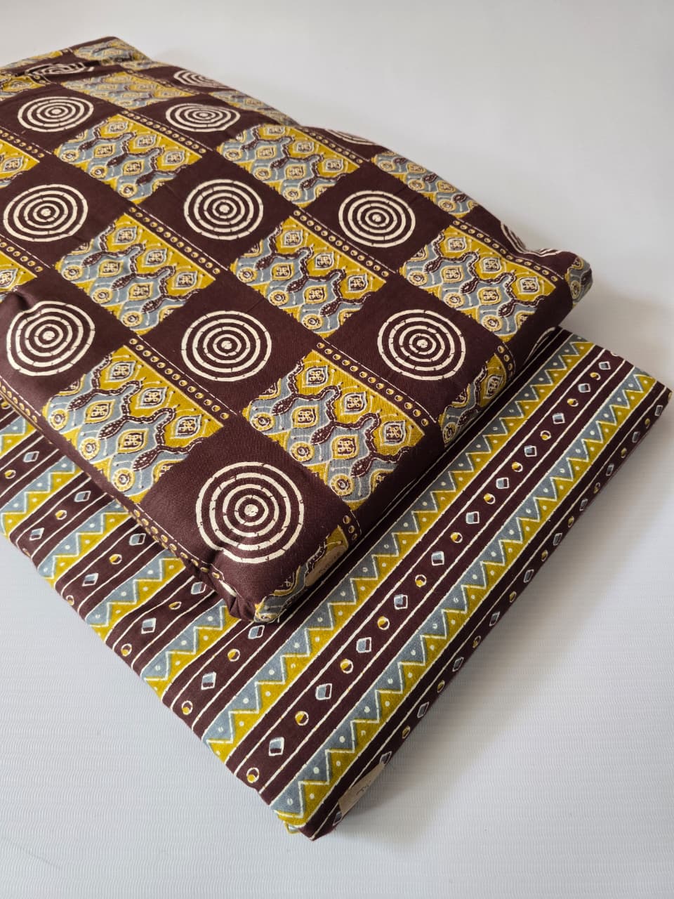 Premium Pure Cotton 60x60 Jaipuri Printed Fabric Set â 5 Meter Top & 5 Meter Bottom | 44 Inch Width][ MIN ORDER QUANTITY 10 METER}